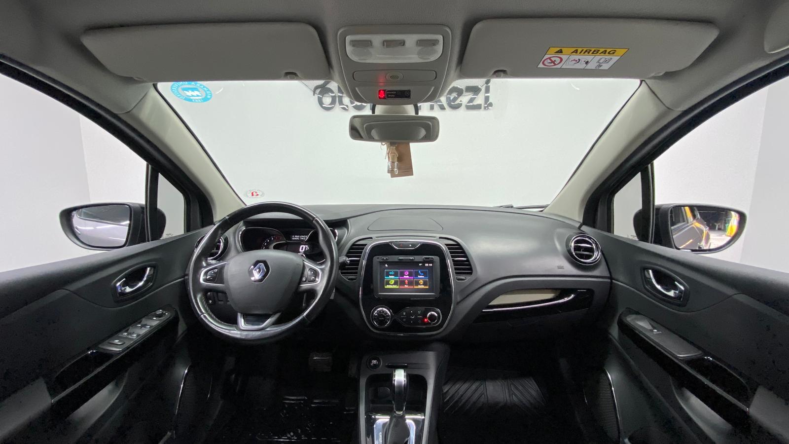 RENAULT CAPTUR 9